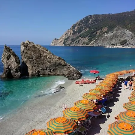 Casa In Monterosso Al Are, Italy *